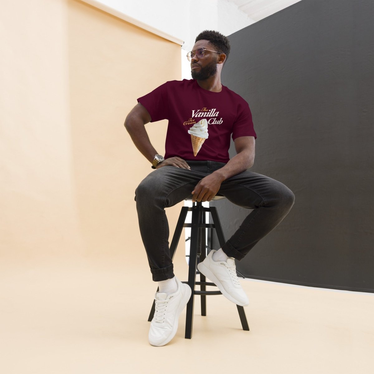 Unisex T-Shirt "Vanilla Club" - Streetwear - size_range | Black Ursus